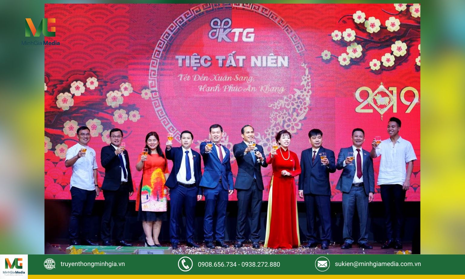 kịch bản tất niên cuối năm (1)